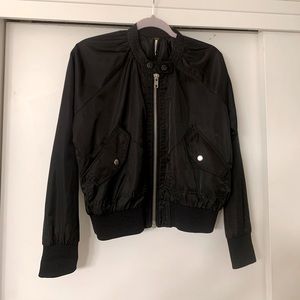 FREE PEOPLE BOMBER JACKET SIZE XS